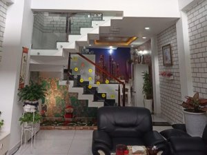 Giảm 1.3 tỷ Nhà vuông 4 tầng sát chợ Đường Q12, 58m2, 4x15m