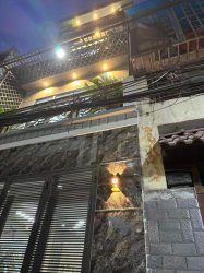 Giảm 300tr Nhà vuông 4 tầng Nguyễn Duy Cung GV, 35m2, 4x10m