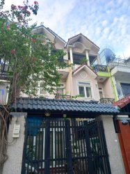 Giảm 2.5 tỷ Nhà 3 tầng nở hậu sát chợ Vườn Lài Q12, 77m2, 4x20m