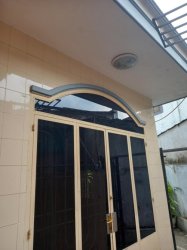 Nhà Nở hậu Sát chợ Thủ Đức, 45m2, 3.4x13.2m chỉ 2.x tỷ