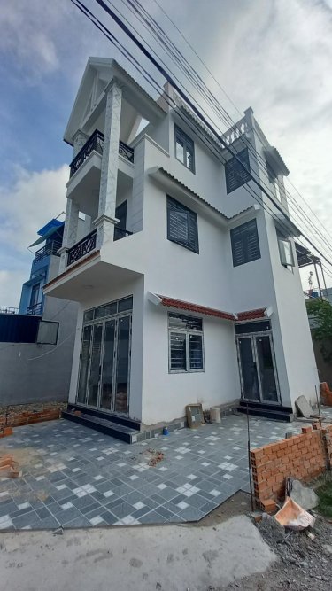 Giảm 50tr! Nhà 3 tầng 78m2, Lô góc, Đ.6m  Thạnh Xuân 21 Q12