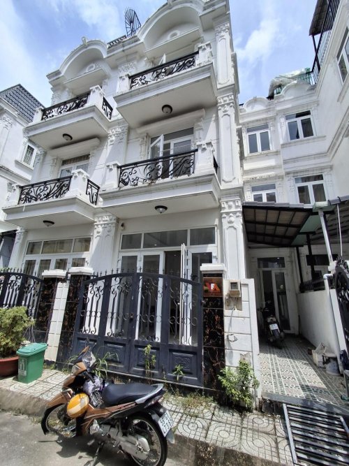 Nhà Vuông 4 tầng 60m2, Đ.6m  Hà Huy Giáp Q12