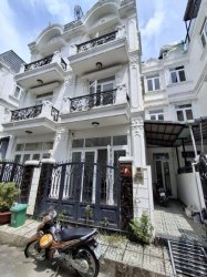 Nhà Vuông 4 tầng 60m2, Đ.6m  Hà Huy Giáp Q12