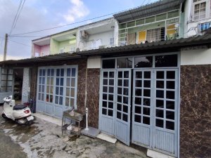 Giảm 700tr! 4 Nhà Vuông 2 tầng 133m2, Vuông, Đ.3.5m  Vườn Lài Q12