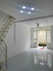Nhà mới Vuông 2 tầng, Trần Thị Cát HM, 28m2, 3.2x9m