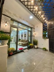 Giảm 300tr! Nhà 2 tầng + 3P.Trọ 136m2, Đ.4m  Quang Trung GV