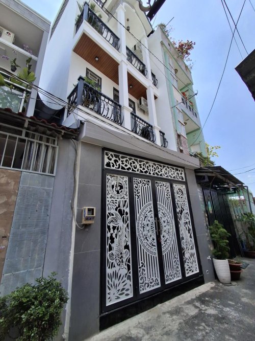 Nhà Vuông 4 tầng 47m2, Đ.3m  Phạm Văn Chiêu GV