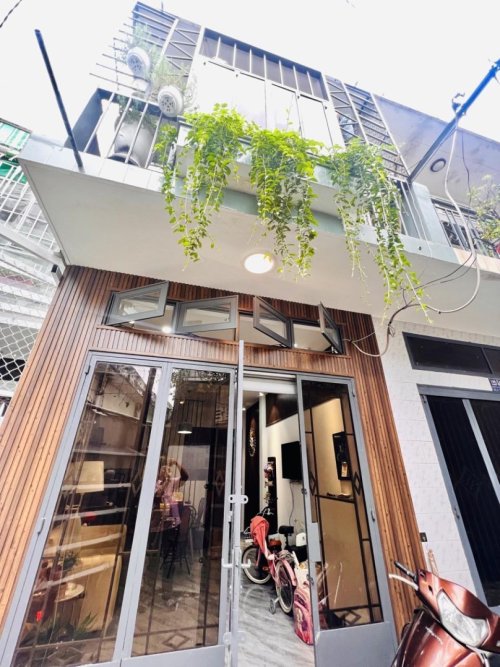 Giảm 100tr! Nhà 3 tầng 63m2, Nở hậu  Nguyễn Văn Nghi QV
