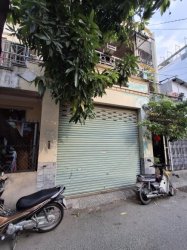 Nhà 2 tầng 41.3m2, Vuông, Đ.8m  Quang Trung QV