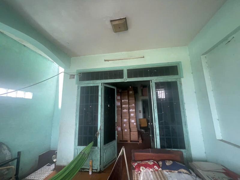 Rẻ! Nhà C4 HXT 119m2, Nở hậu  Dương Công Khi HM