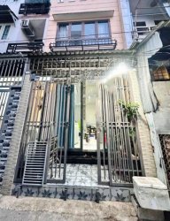 Nhà đẹp 2 tầng 35m2, Vuông  Thống Nhất QV