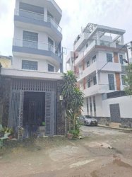 Nhà mới Mặt tiền Lô góc 4 tầng Xe tải tránh 90m2  Thạnh Lộc 16 Q12