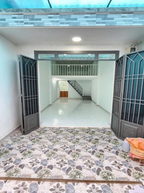 Nhà Vuông 2 tầng Hẻm Ôtô 33m2  Phan Văn Hùm Q12