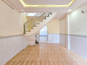 Nhà Vuông 2 tầng 28m2  Nguyễn Văn Công QV