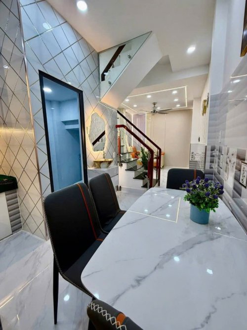 Nhà mới 2 tầng 27m2, Full nội thất  Quang Trung QV