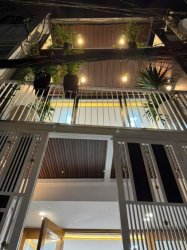 Nhà mới 3 tầng, Vuông, 32m2  Phan Xích Long PN