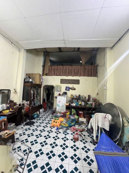 Giảm sốc 1tỷ! Nhà Nở hậu 2 tầng HXH tránh 73m2  Quang Trung QV