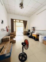 Nhà Vuông Ngang 4m HXH 110m2  Quang Trung QV