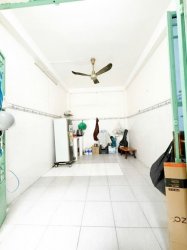 Nhà 3 tầng 2PN 20m2  Trần Quang Khải Q1