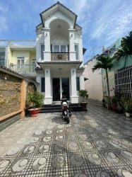 Nhà Mặt tiền 2 tầng HXH tránh 189m2, Vuông  Tân Thới Hiệp 21 Q12