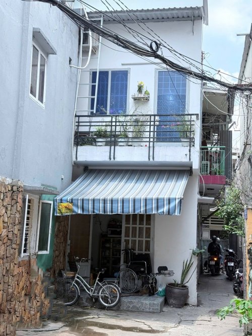 Nhà SHR 3 tầng HXH 11m2  Nguyễn Văn Nghi Gò Vấp