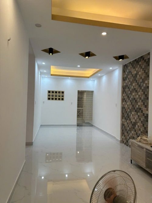 Chung cư tầng 3 Phạm Văn Đồng 70m2, SHR Vuông  Bình Thạnh