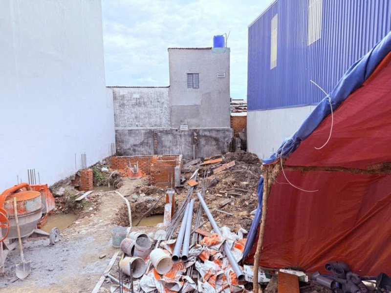 Đất Mặt tiền SHR HXT né 93m2, Vuông  Quốc lộ 1A Quận 12