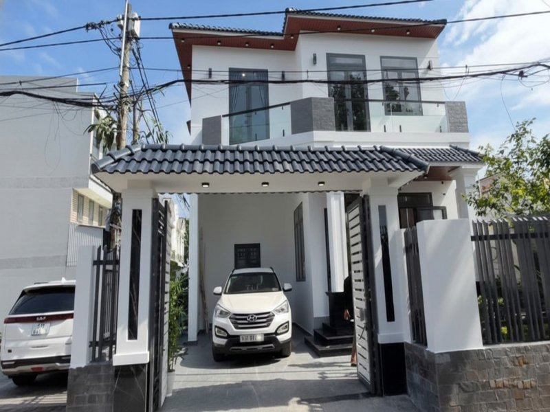 Nhà Lô góc SHR 2 tầng HXH 101m2  Đặng Thúc Vịnh Hóc Môn