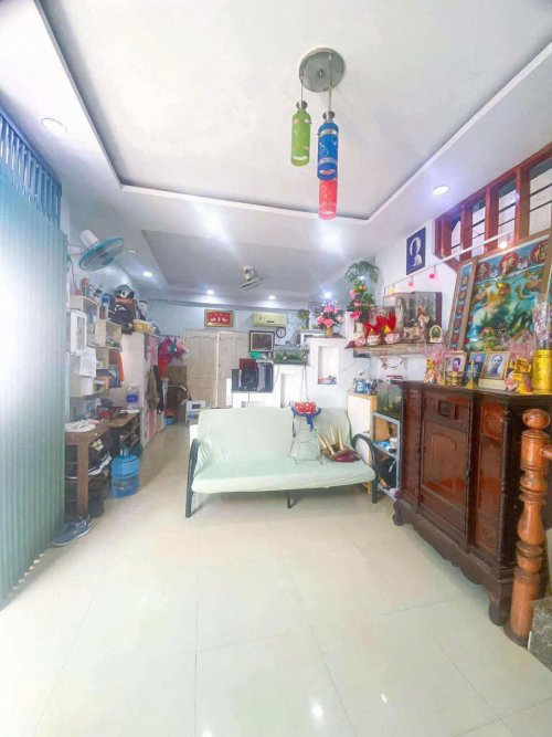 Nhà SHR 2 tầng 38m2  Cách Mạng Tháng Tám Quận 3