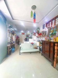 Nhà SHR 2 tầng 38m2  Cách Mạng Tháng Tám Quận 3