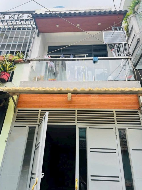 L1551  sát chợ Hạnh Thông Tây, SHR, Vuông, 2 tầng, 3x17m, 4.x tỷ