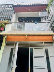 L1551  sát chợ Hạnh Thông Tây, SHR, Vuông, 2 tầng, 3x17m, 4.x tỷ