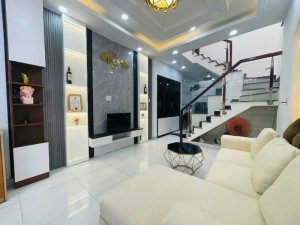 L1557  Nguyễn Văn Khối Phạm Văn CHiêu, SHR, Nở hậu, 2 tầng, 3.4x10m, 4.x tỷ