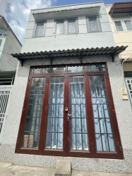 L1558  Giảm 100tr! sát chợ Hạnh Thông Tây, SHR, Vuông, 2 tầng, 4x8m, 3.x tỷ
