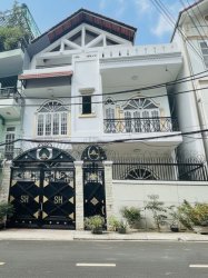L1638  Giảm 3tỷ! Villa 2MT sát LOTTE Mart Tân Bình, SHR, Vuông, 3 tầng, Đ.10m, 7x tỷ x nhỏ