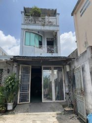 L1639  Giảm 1.4tỷ! Chợ Đầu Mối Nông Sản Hóc Môn, SHR, Vuông, HXH, 3 tầng, 4x17m, 3.x tỷ