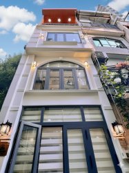 L1666  sát Ngã 6 Cộng Hoà Q3, SHR, Vuông, 4 tầng, 3x4m, 3.x tỷ