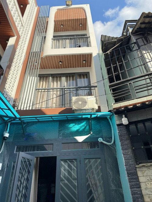 T1675  Nhà Nguyễn Duy Cung GV, SHR, Nở hậu, 3 tầng, 3x9m, 5.x tỷ
