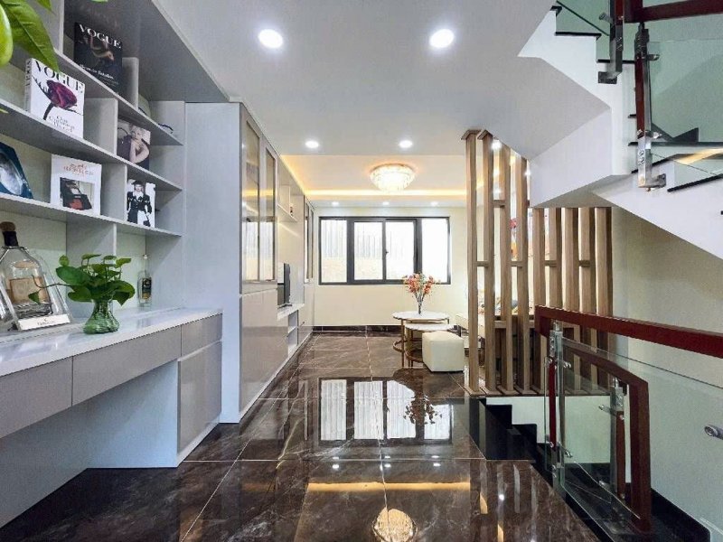 O1690  Giảm 100tr! sát chợ Xóm Mới GV, SHR, Vuông, 4 tầng, 4.2x14m, 6.x tỷ