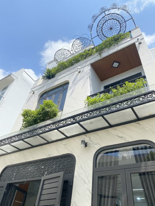 L1713  Nhà Vuông Bùi Quang Là Gò Vấp, SHR, 3 tầng, 5.4x11m, 6.x tỷ