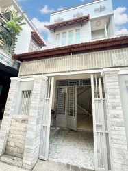 L1731  Giảm 100tr! sát Ngã tư Hàng Xanh, SHR, Vuông, 2 tầng, 3.8x19m, 5.x tỷ