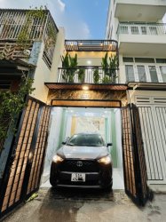 T1741  sát BV Gia Định Bình Thạnh, SHR, Vuông, HXH, 2 tầng, 2.9x15m, 6.x tỷ