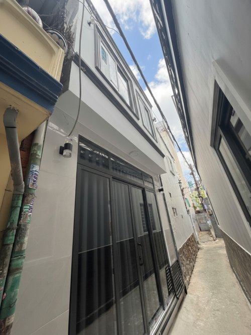 L1797  sát CityLand Gò Vấp, SHR, Vuông, 2 tầng, 4x4m, 2.x tỷ