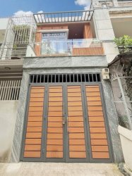 D1865  sát ngã Tư Hàng Xanh, SHR, Nở hậu, HXH, 3.3x14m, 8.x tỷ