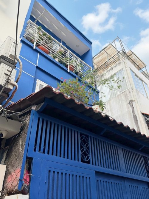 L1905  nhà Nhiêu Tứ Phú Nhuận, SHR, Nở hậu, 3 tầng, 2.7x8m, 4.x tỷ
