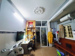 O2074  nhà Nguyễn Kiệm GV, SHR, Lô góc, 3 tầng, 4x7m, 3.x tỷ