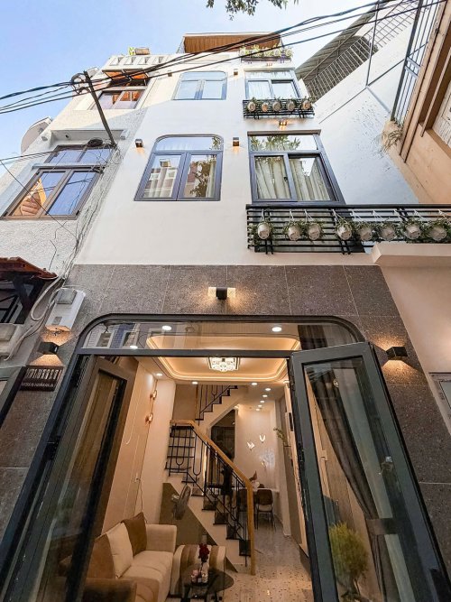 L2103  nhà Hoàng Hoa Thám Phú Nhuận, SHR, 4 tầng, 3.3x8m, 7.x tỷ