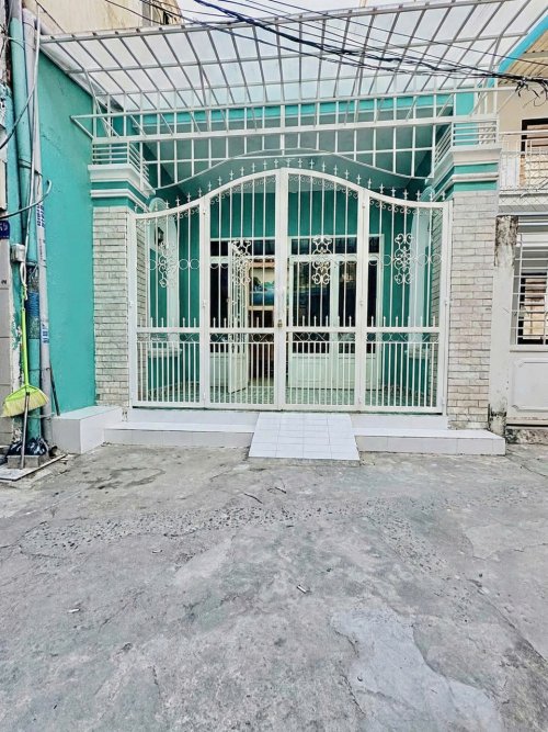 L2109  Rẻ hơn Shopee! nhà Lạc Long Quân Tân Bình, SHR, Nở hậu, 2 tầng, 4.4x13m, 5.x tỷ x nhỏ