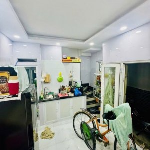 H2130 nhà Đ. số 27 Gò Vấp, SHR, Vuông, 2T, 2.x tỷ