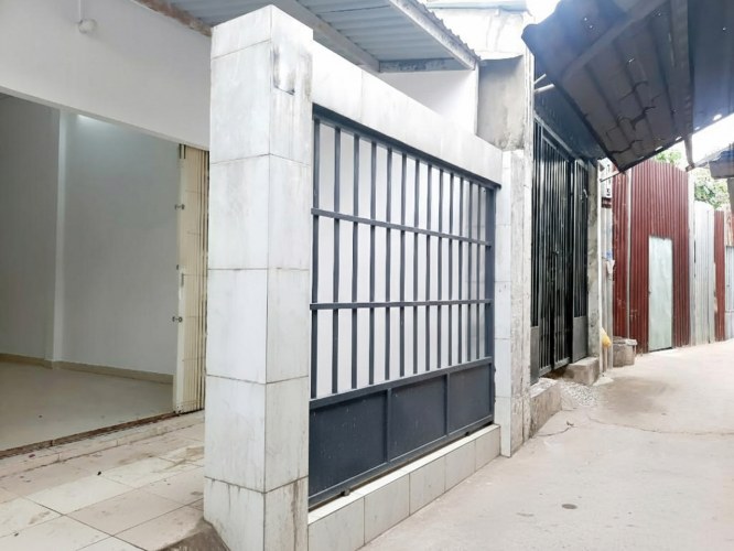 H2136 nhà Đường Số 11 Thủ Đức, sổ hồng riêng, Vuông, 4x10m, 2.x tỷ